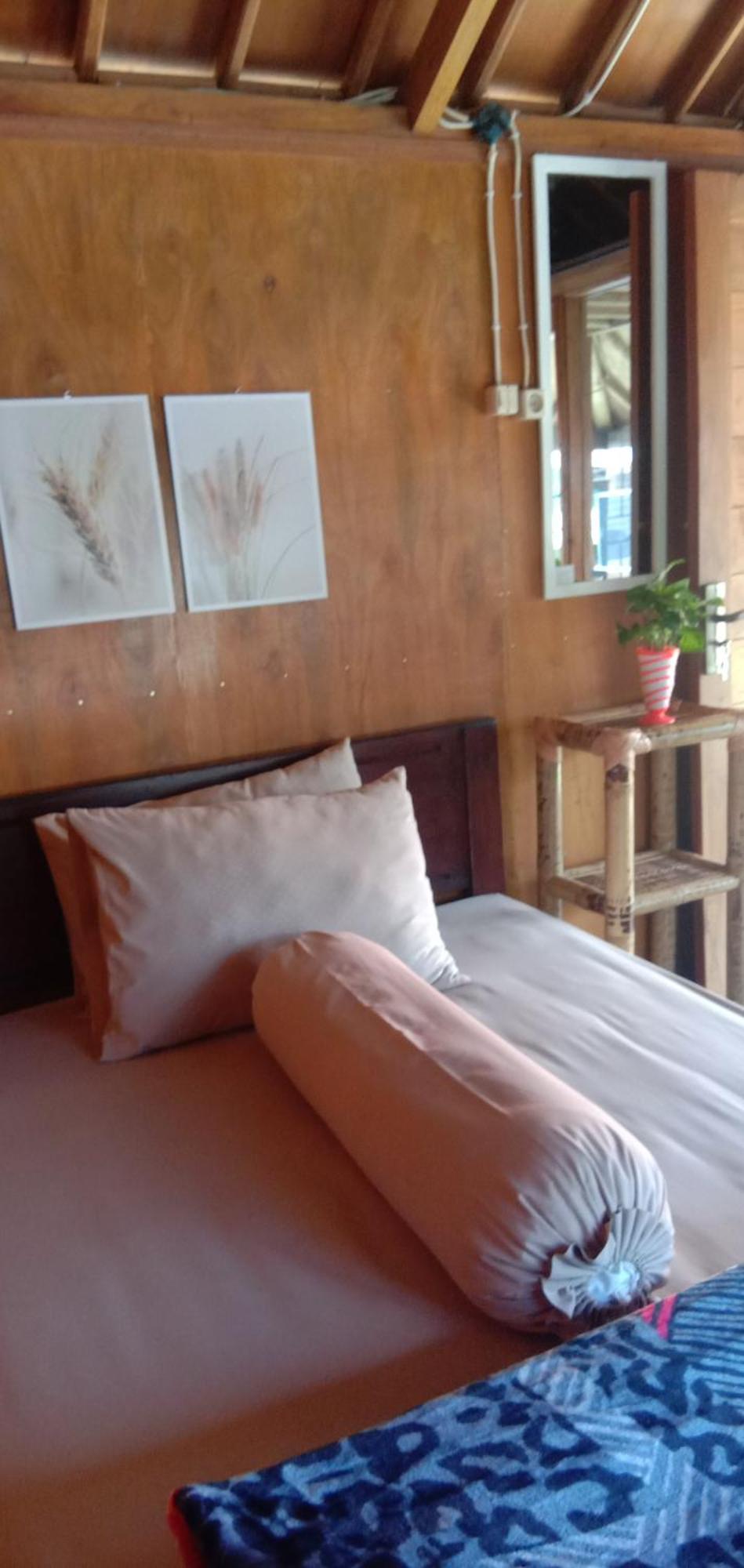 Radiya Guesthouse Sembalunlawang Room photo