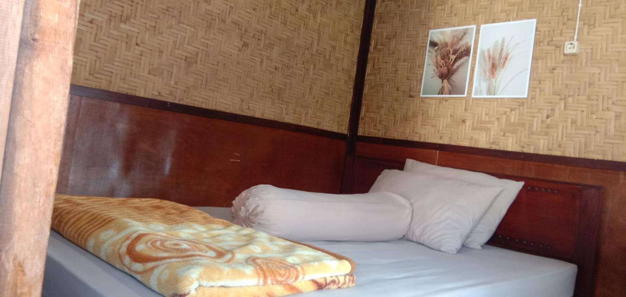 Radiya Guesthouse Sembalunlawang Room photo